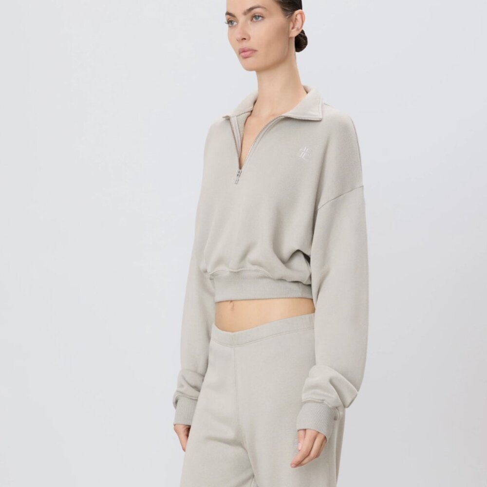 ETERNE- NWT Classic Sweatpant and Cropped Half Zip Pullover SET in DOVE (SIZE S)